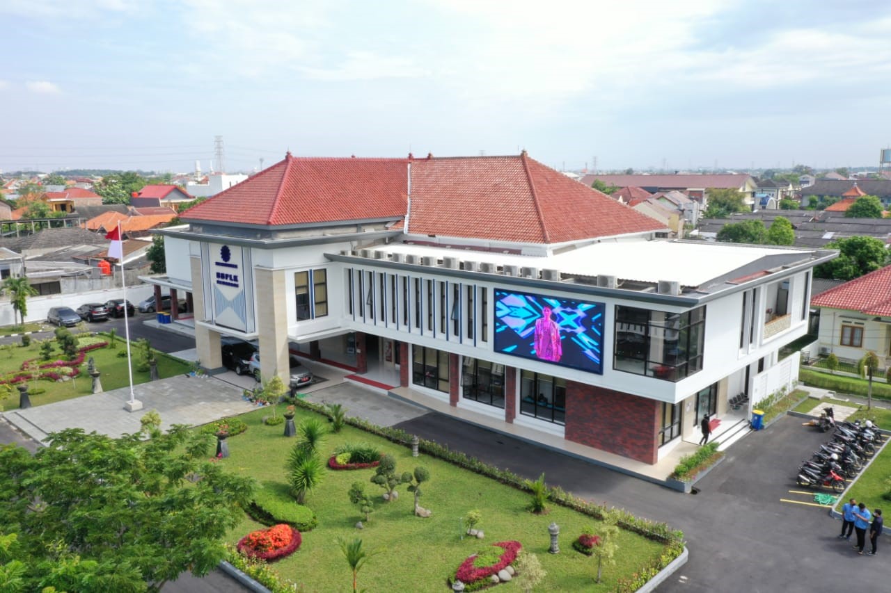 Majelis 3 — Kemenaker BBPVP Semarang (Studio Catwalk)